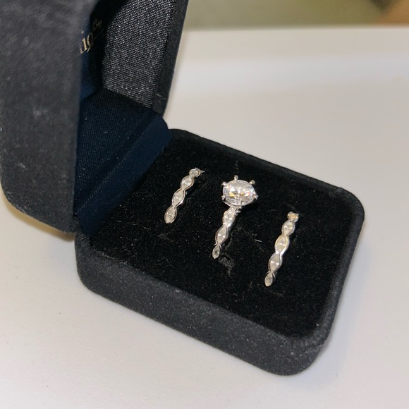 Diamonique 3-Piece Bridal Set size 6 - Picture 12 of 14